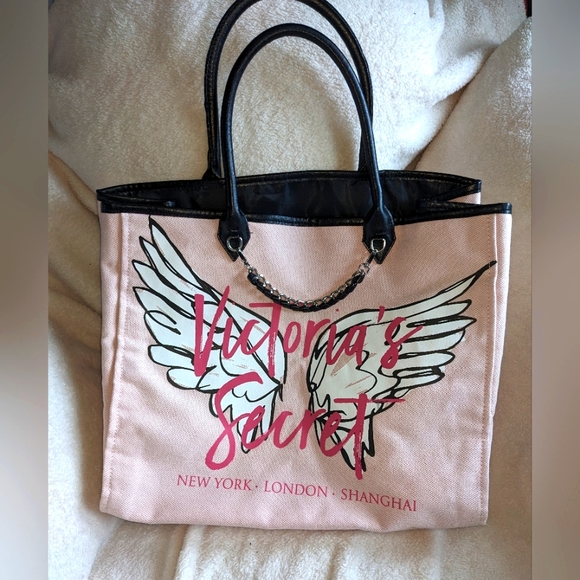 Victoria's Secret Handbags - Victoria Secret Pink City Bag